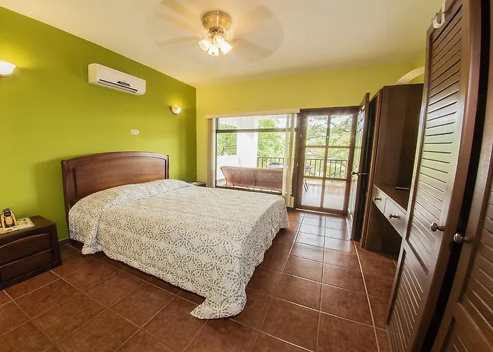 Aparthotel Los Almendros De Ocotal 3*