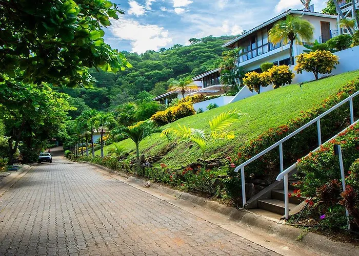 Los Almendros De Ocotal Aparthotel 3*